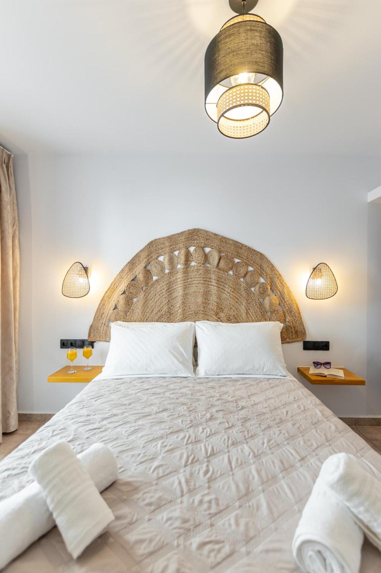 Golden Bay Aparthotel Agios Prokopios  Exterior photo